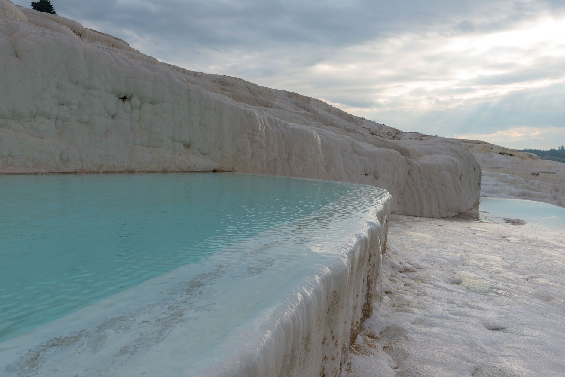 Margelles de piscine : sécurité et esthétique